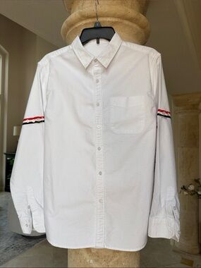 NWOT Men's White Button-Down Oxford Cotton Shirt with Red, White & Blue